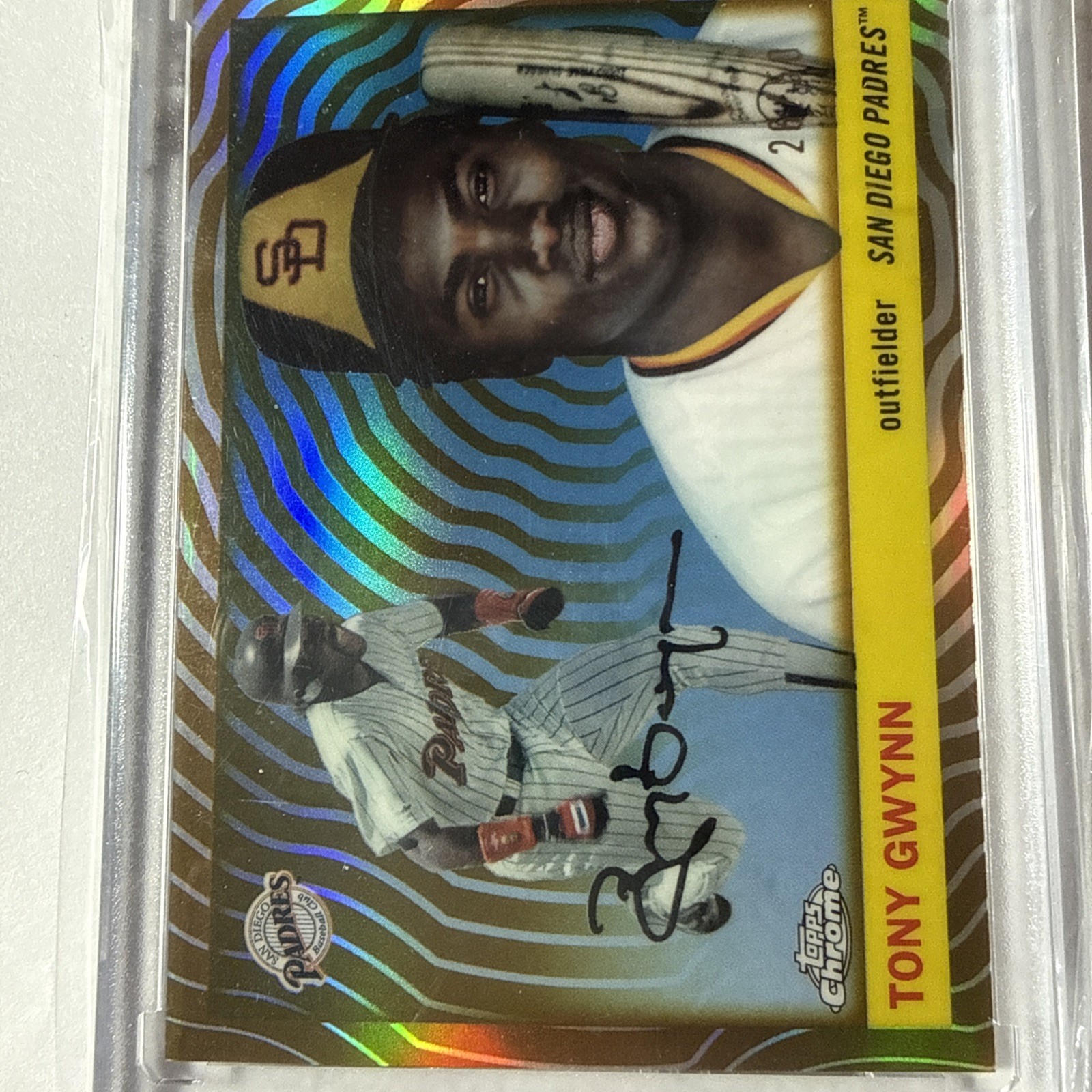 Topps 2025 Chrome Platinum Tony Gwynn Gold Vibrations Parallel /50 #431 Topps 2025 Chrome Platinum Tony Gwynn Gold Vibrations Parallel /50 #431