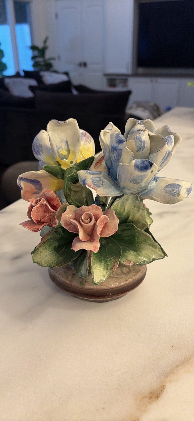 Vintage Capodimonte Flower Arrangement Vintage Capodimonte Flower Arrangement