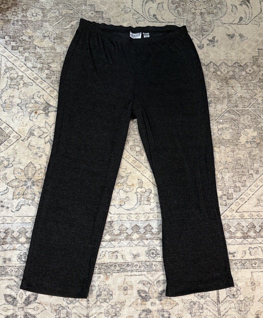 Chico’s Travelers 2 Gray Slinky Knit Pull On Straight Leg Pants Stretch L Short Chico’s Travelers 2 Gray Slinky Knit Pull On Straight Leg Pants Stretch L Short