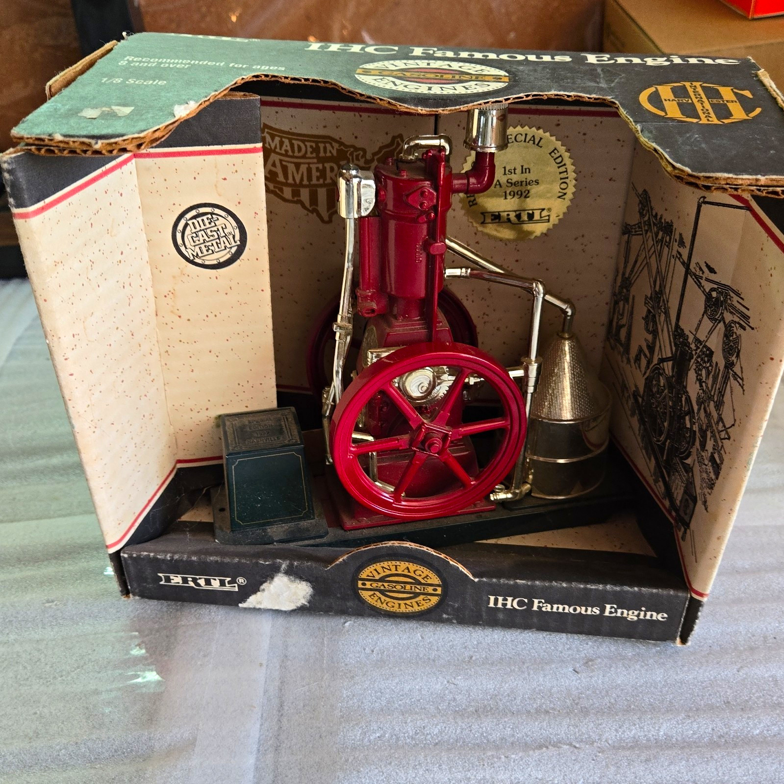 Ertl IHC Famous Engine 1:8 Scale Diecast Metal Vintage Gasoline Engine MPN 615 Ertl IHC Famous Engine 1:8 Scale Diecast Metal Vintage Gasoline Engine MPN 615