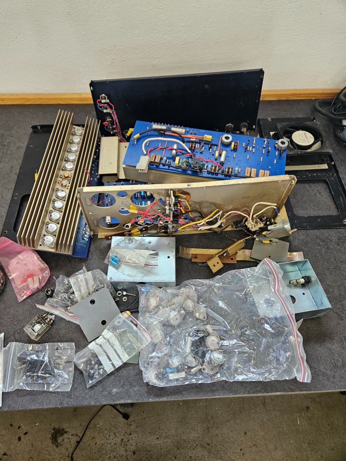 Marantz model 500 lot of spareparts Marantz model 500 lot of spareparts