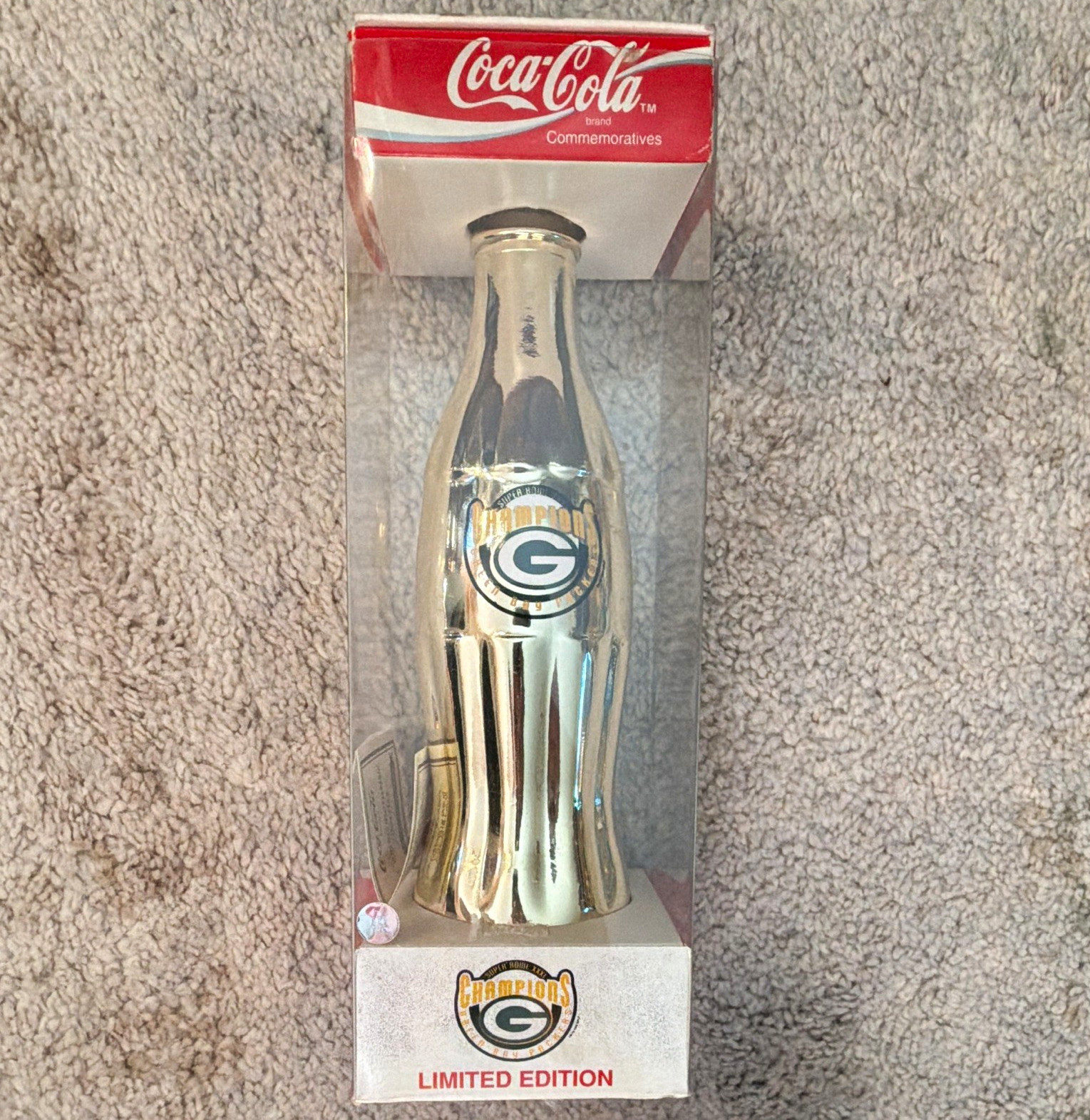 Coca-Cola 1994 Commemorative Limited Edition Silver Contour Bottle #401/1235 Coca-Cola 1994 Commemorative Limited Edition Silver Contour Bottle #401/1235