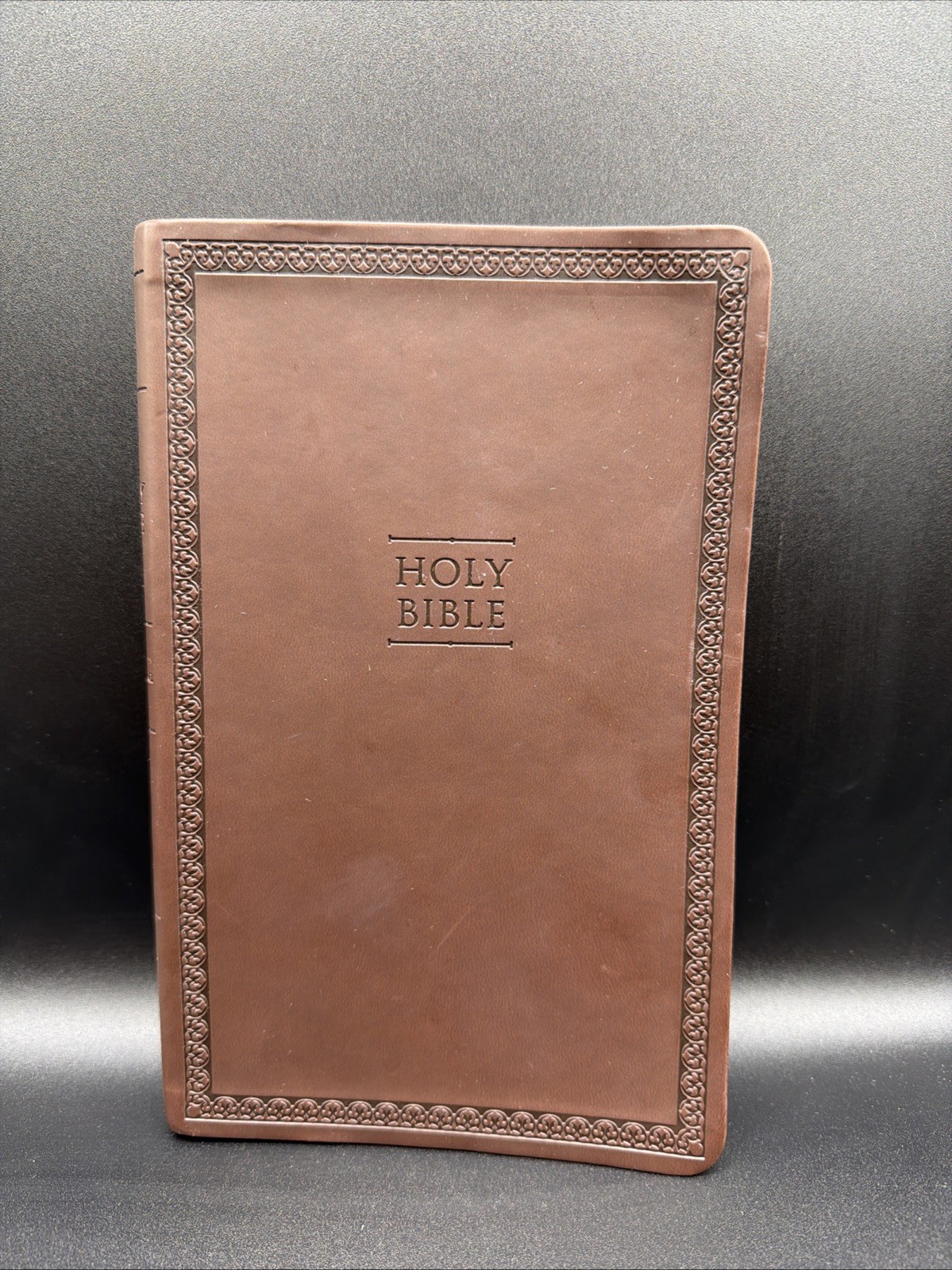 Zondervan NIV Thin Line Thinline Bible Brown Bonded Leather 2023 Zondervan NIV Thin Line Thinline Bible Brown Bonded Leather 2023