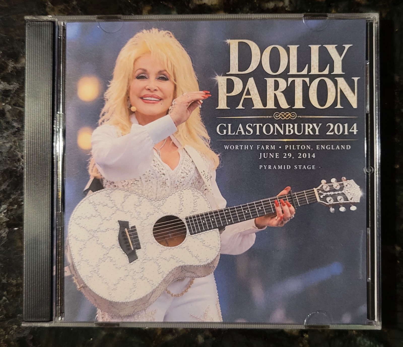 Dolly Parton 2014 Glastonbury Festival Worthy Farm Pilton UK Pyramid Stage UK