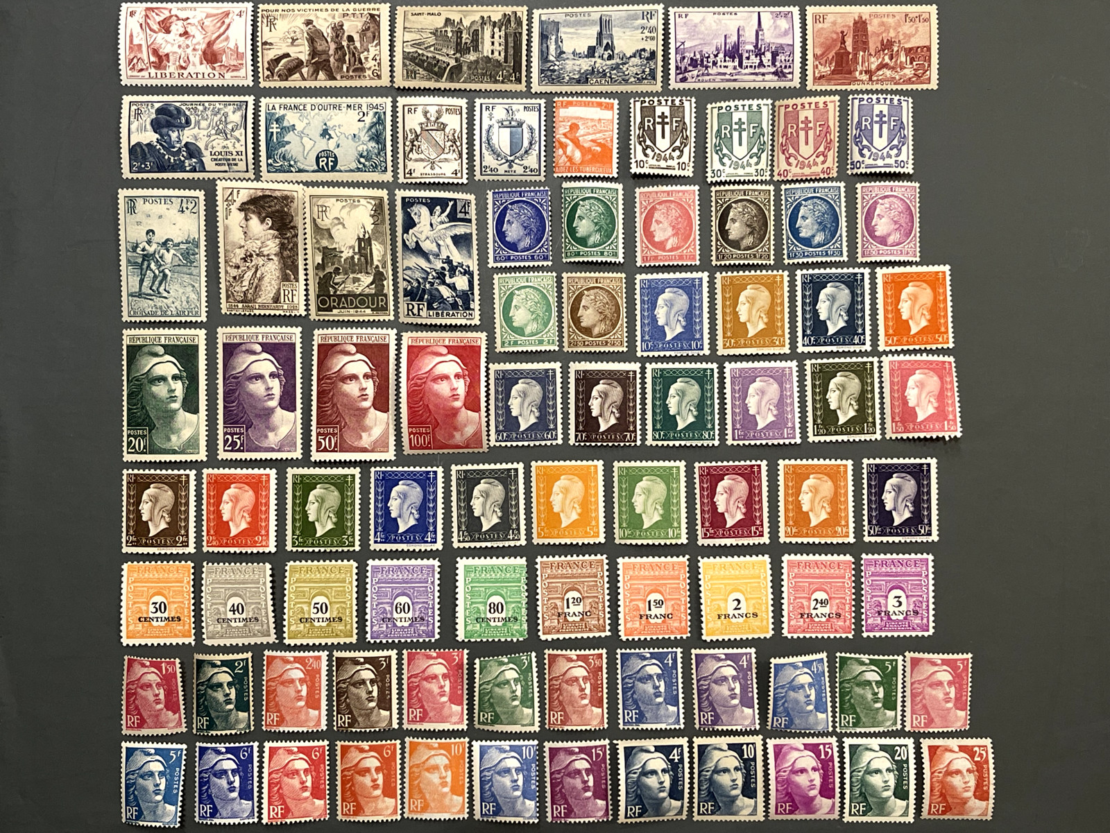 France 1945 Complete Year Set MNH** – Stamp Collection – Mint Never Hinged