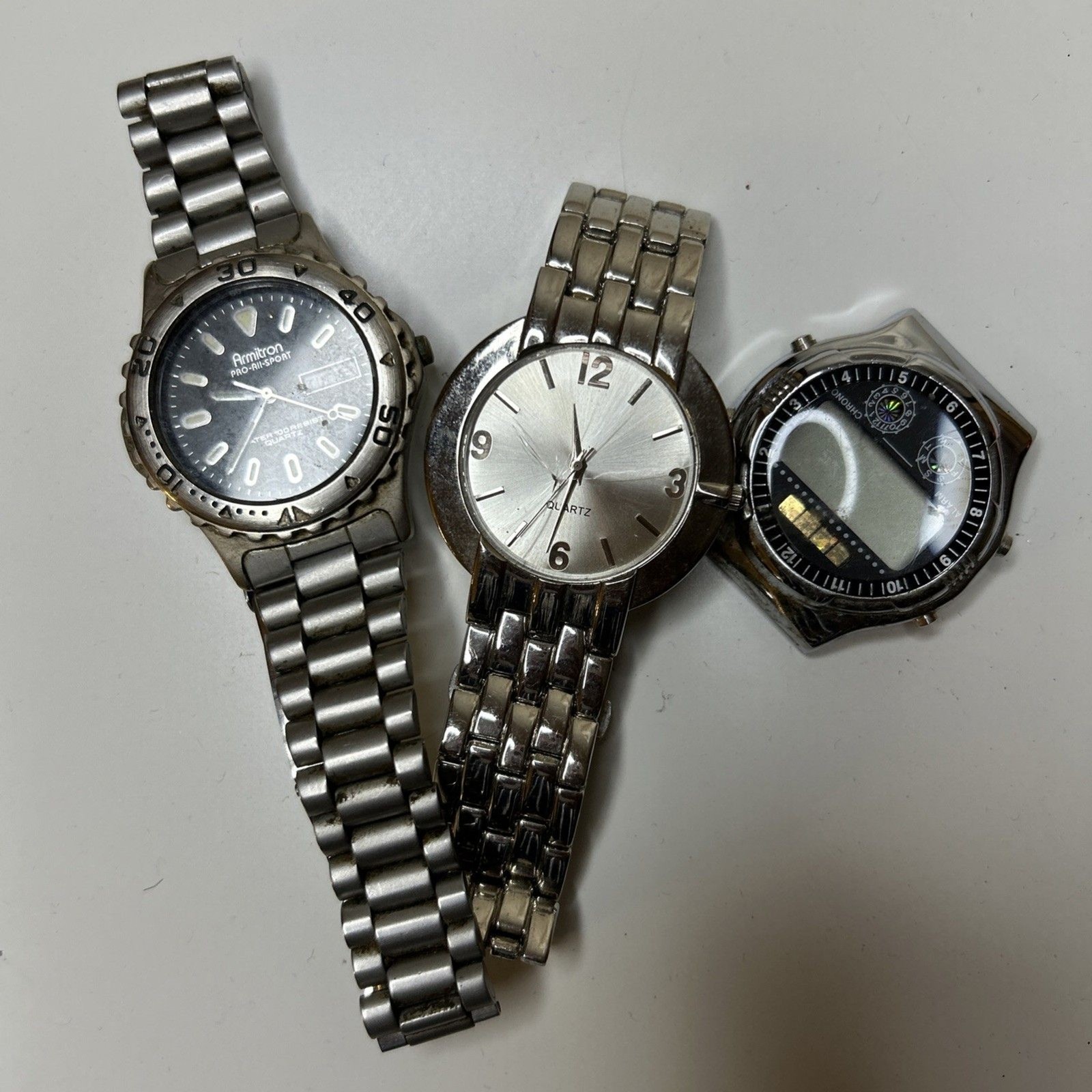 Broken Vintage Watch Lot Men’s for parts repair not working Sold As Is Broken Vintage Watch Lot Men’s for parts repair not working Sold As Is