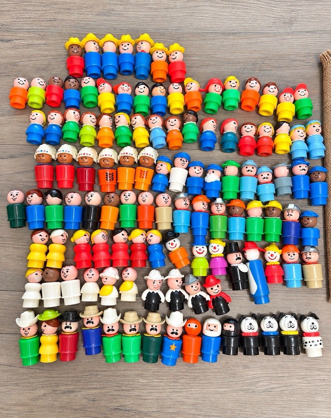 Vintage Fisher Price 114 Plastic Little People Lot All Different Some Htf Vintage Fisher Price 114 Plastic Little People Lot All Different Some Htf