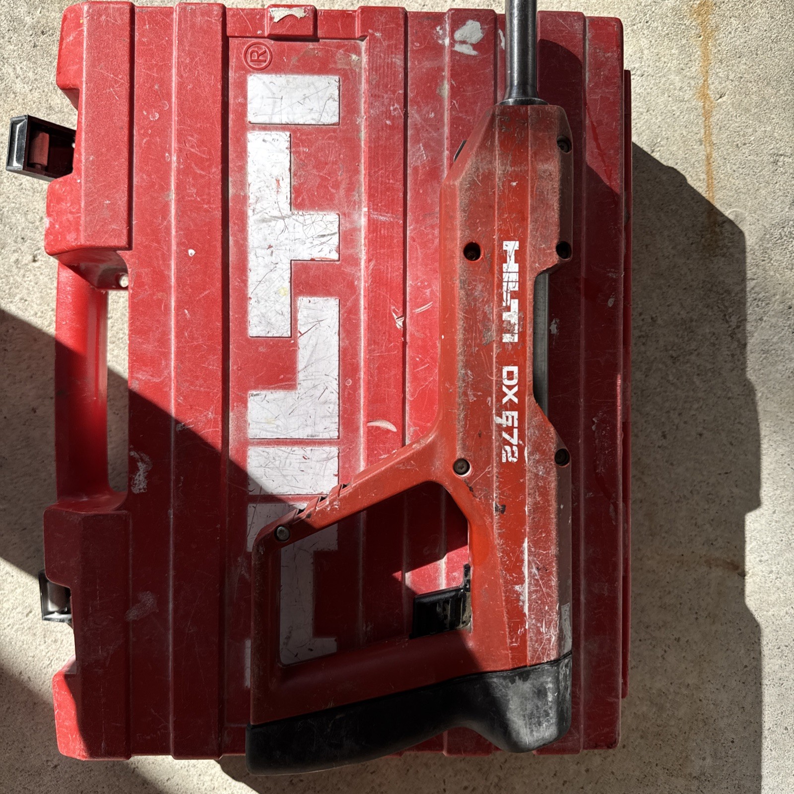 Hilti DX E72 Powder Actuated Fastening Tool *Pre Owned* 