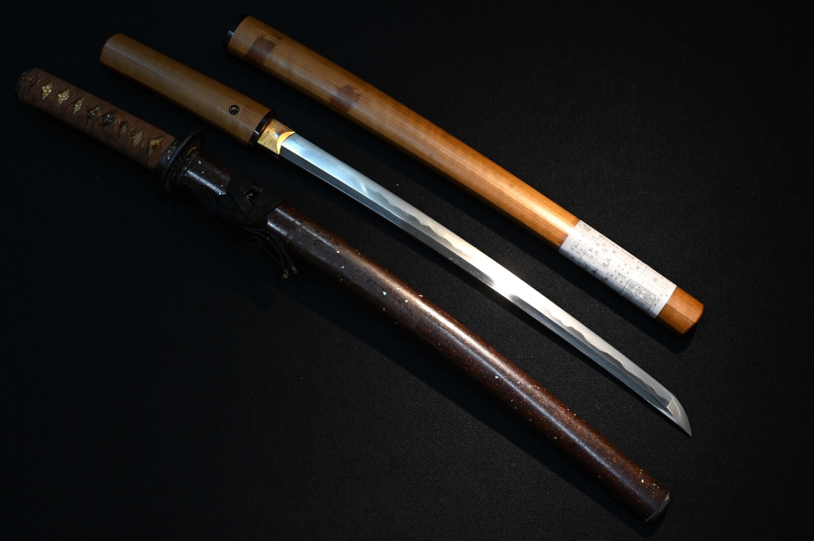 Wakizashi Japanese antique Mumei Edo era shirasaya koshirae