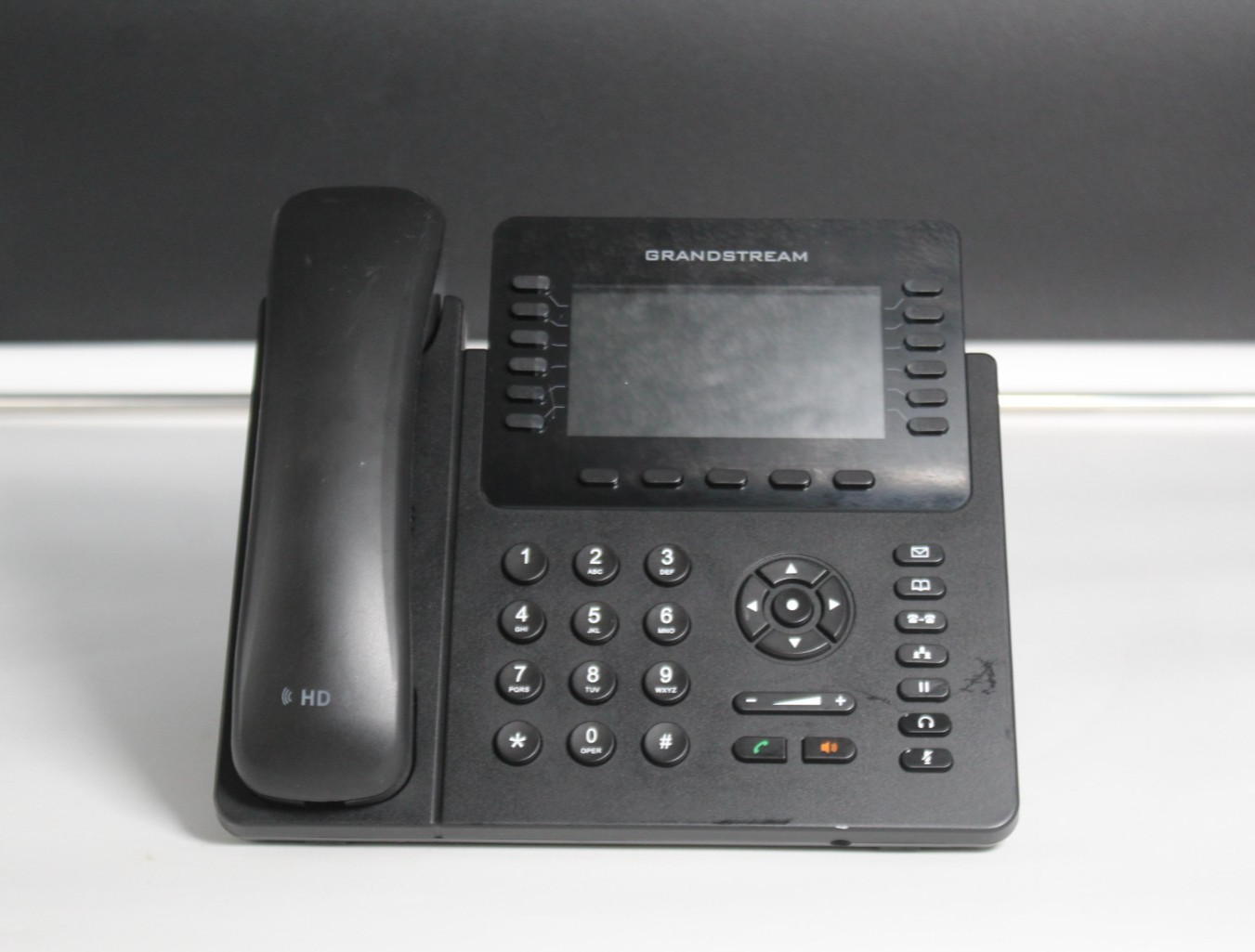 Lot of 5 Grandstream GXP2170 IP Office Phones w/ Handsets & Stands