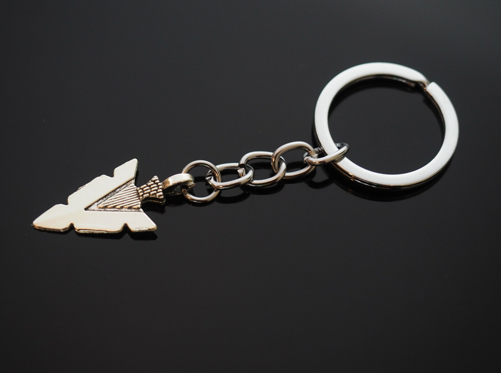 Vintage Traditional Arrowhead Arrow Silver Pendant Keychain Gift Key Chain Ring Vintage Traditional Arrowhead Arrow Silver Pendant Keychain Gift Key Chain Ring