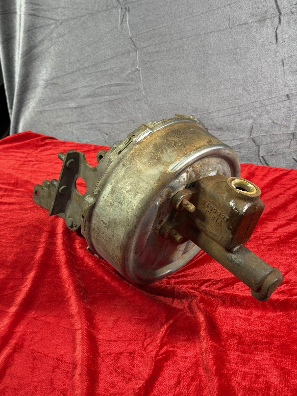 1959 1960 1961 CHEVROLET IMPALA ORIGINAL POWER BRAKE BOOSTER VINTAGE OEM GM