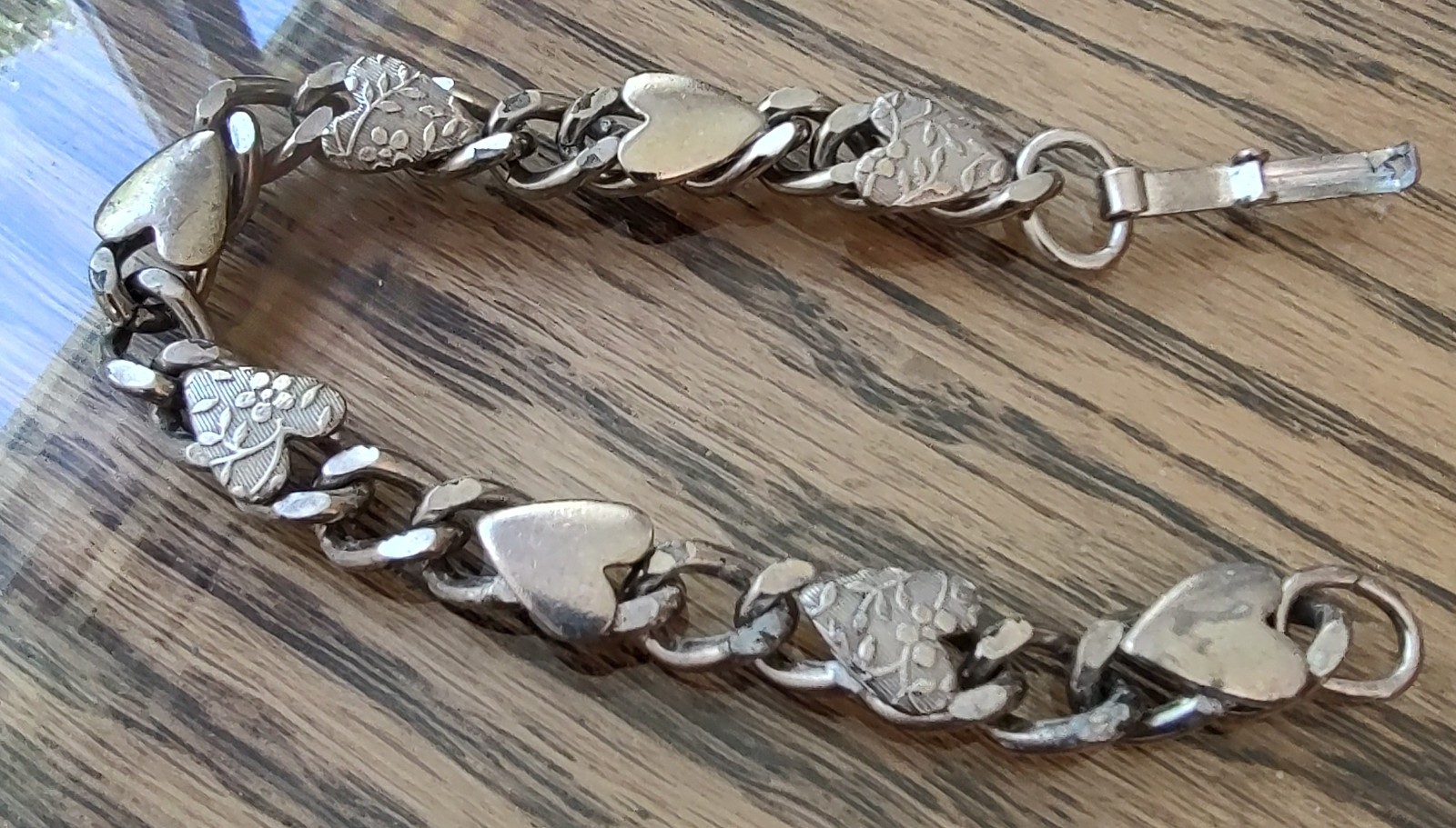 Vintage heavy heart and floral link bracelet- Chunky Romantic Y2K Boho approx 7 Vintage heavy heart and floral link bracelet- Chunky Romantic Y2K Boho approx 7