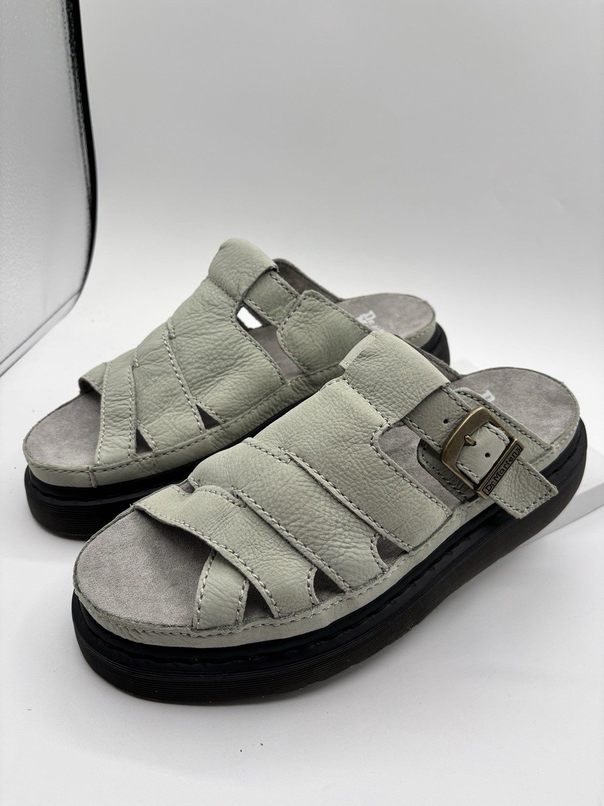 Doc Martens Men’s 9 Women’s 10 Maxxy Slide Sandals Sage Green. Doc Martens Men’s 9 Women’s 10 Maxxy Slide Sandals Sage Green.