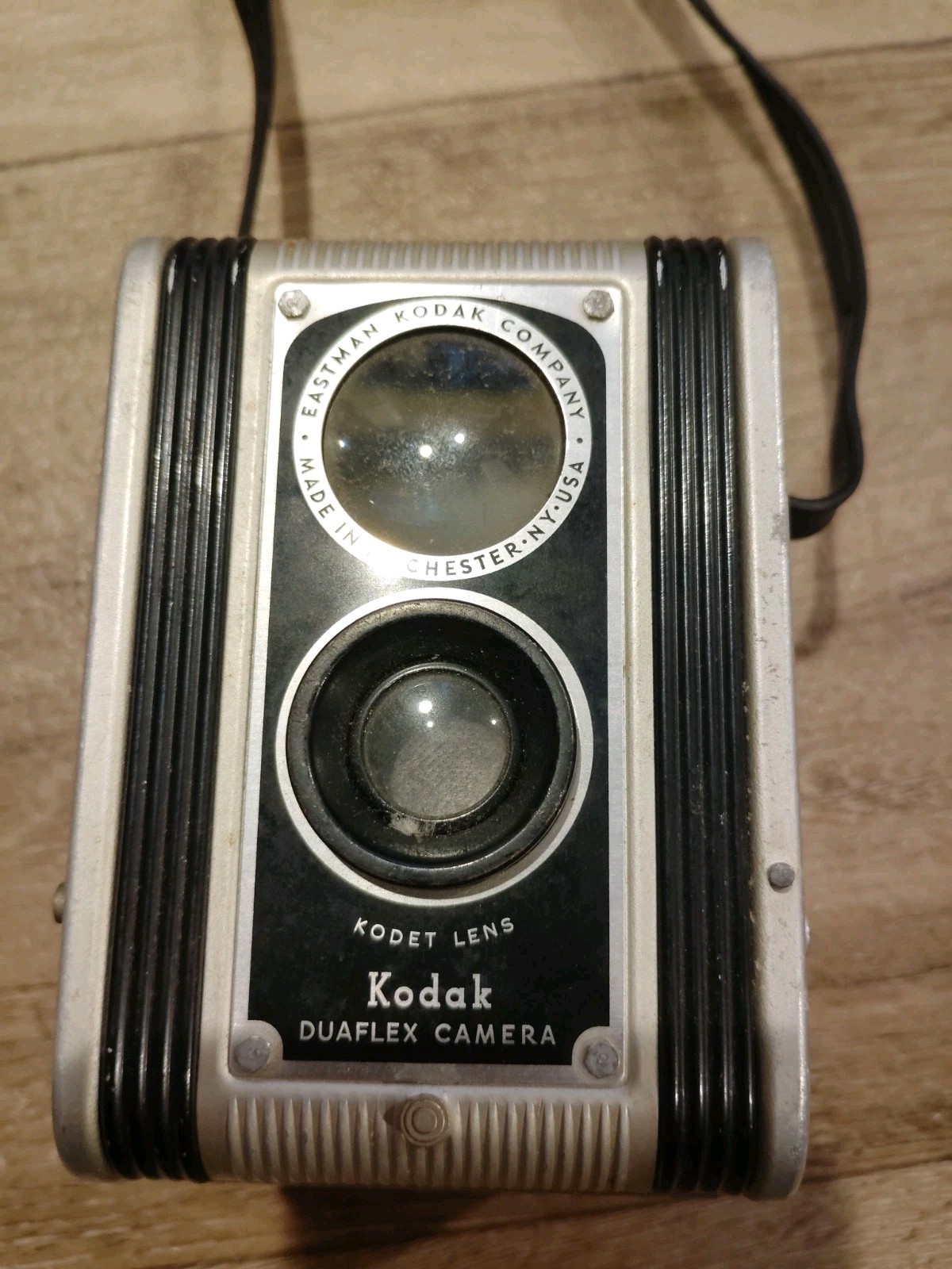 VTG Kodak Original Duaflex Film Camera w/ Kodet Lens & Carry Strap Made In USA VTG Kodak Original Duaflex Film Camera w/ Kodet Lens & Carry Strap Made In USA