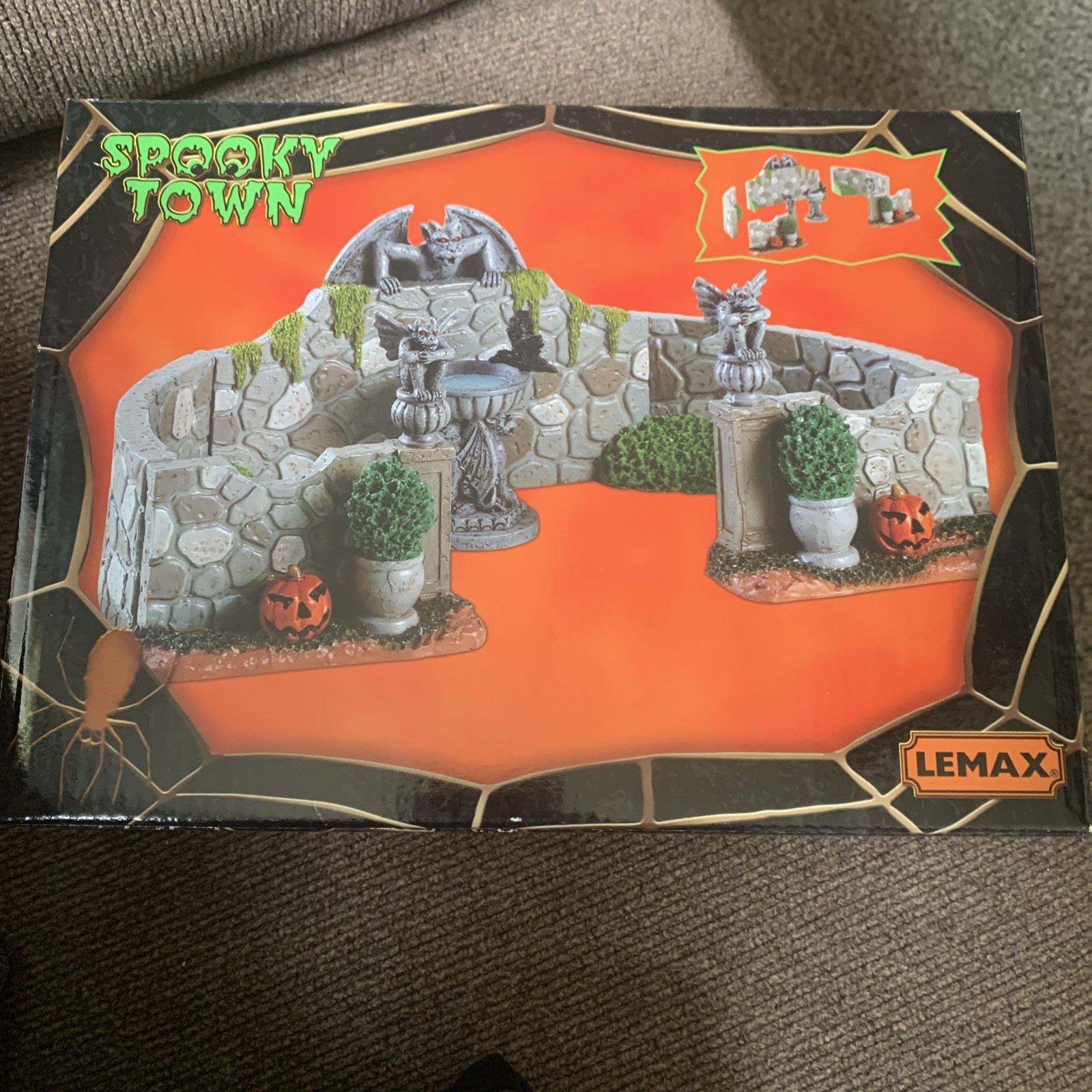 Halloween Lemax Spooky Town, Grey Gargoyle Gardens set of 6    2018  NEW
