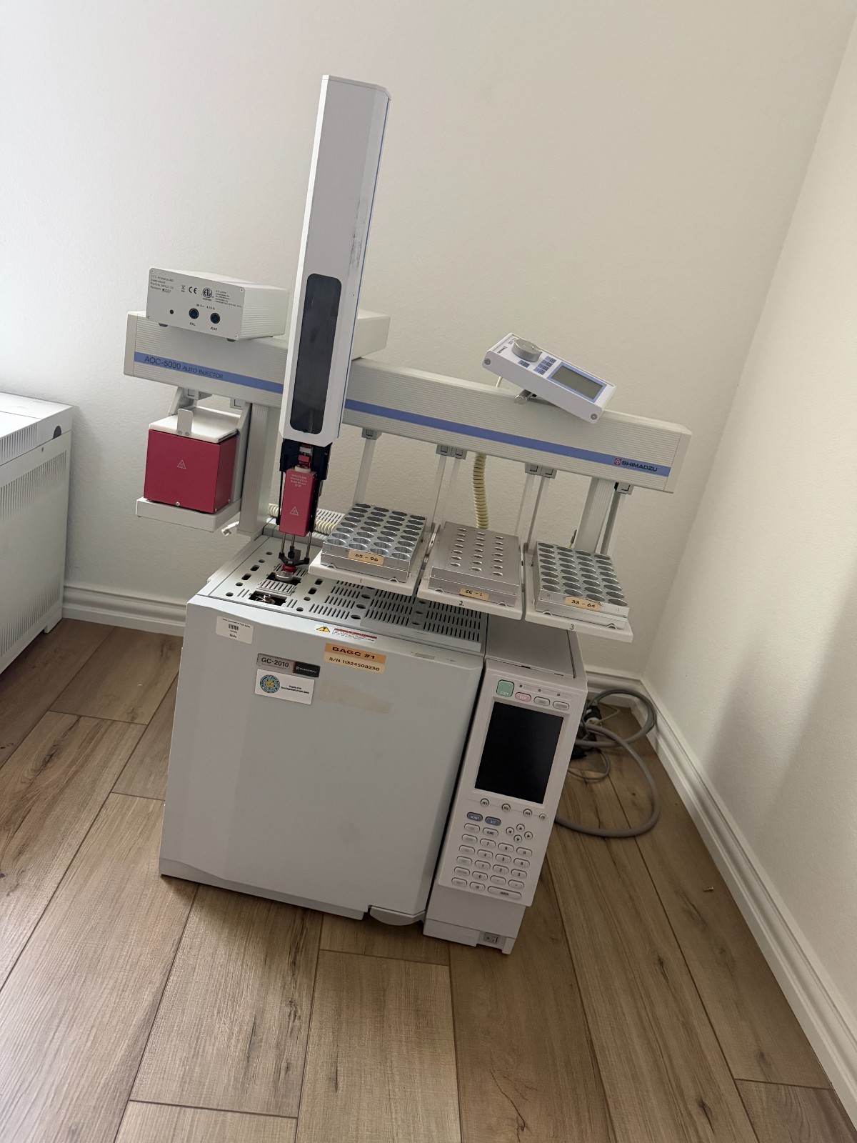 Shimadzu GC-2010 Plus with FID and AOC-5000 autosampler Shimadzu GC-2010 Plus with FID and AOC-5000 autosampler