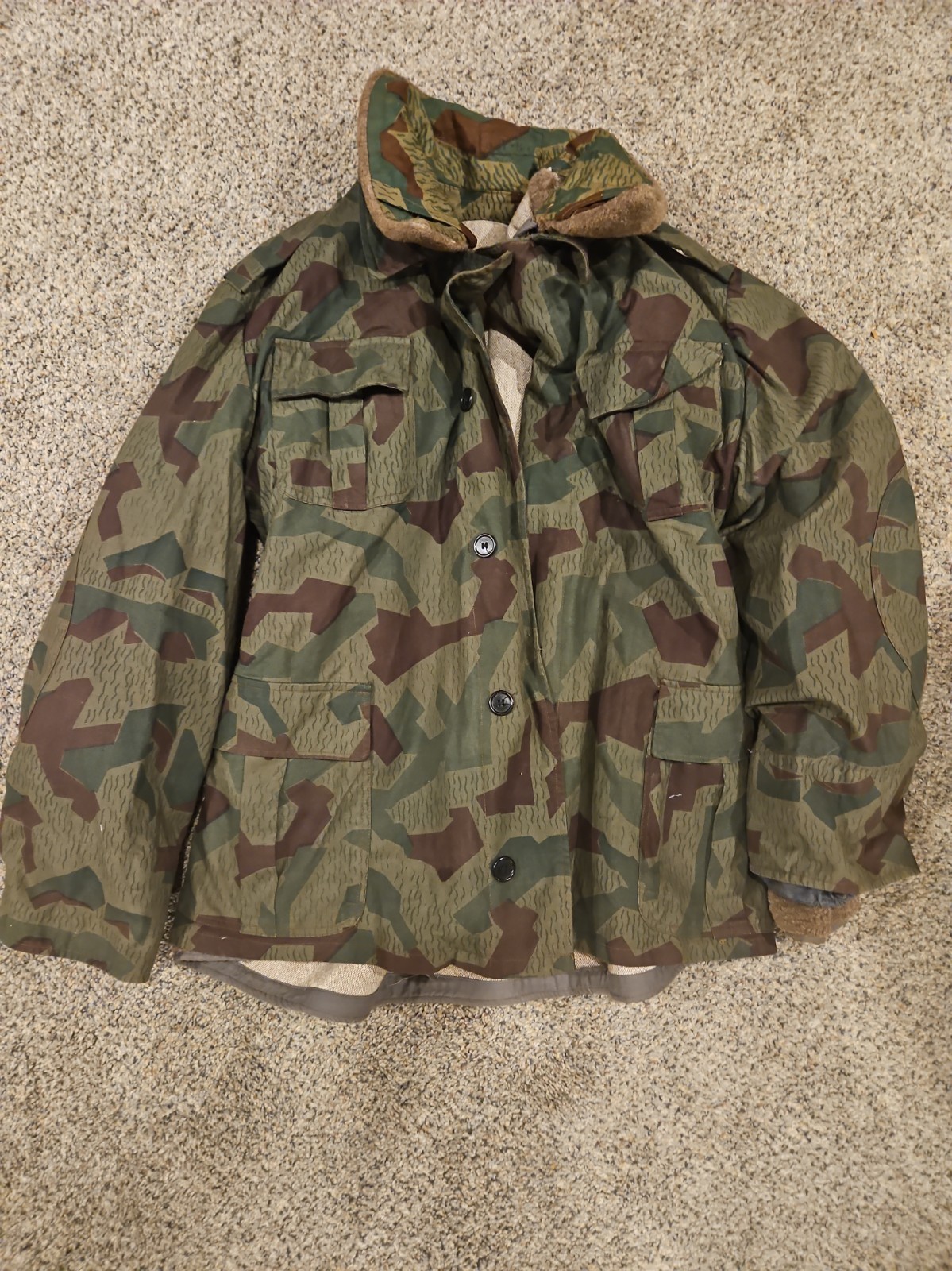 Vintage 1950s Bulgarian Army Bundeswehr Splinter Pattern Winter Jacket w/Liner Vintage 1950s Bulgarian Army Bundeswehr Splinter Pattern Winter Jacket w/Liner