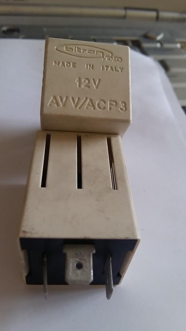 New 12V Buzzer Relay Bitron AVV/ACP3 Peugeot Citroen Renault