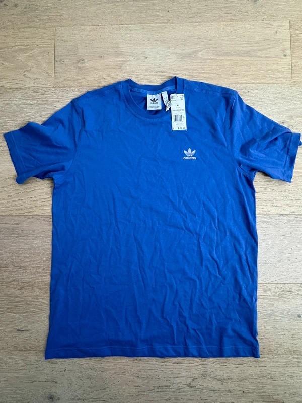 adidas Originals Men’s Trefoil Essentials Tee Large Semi Cobalt Blue NWT adidas Originals Men’s Trefoil Essentials Tee Large Semi Cobalt Blue NWT