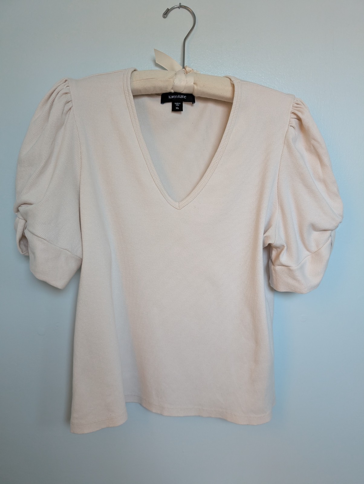 Karen Kane, XL Cream, Puffed, Short-sleeved, Ribbed Top Karen Kane, XL Cream, Puffed, Short-sleeved, Ribbed Top