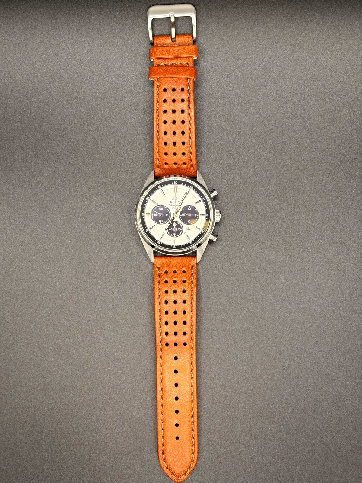 Orient Neo 70s Solar Panda Chronograph Men\'s Watch WV0041TX Orient Neo 70s Solar Panda Chronograph Men\'s Watch WV0041TX