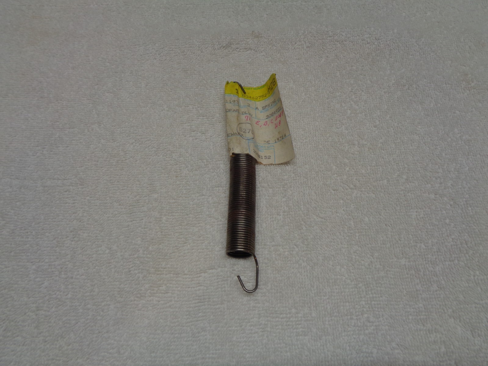 NOS Mopar 1970\'s Throttle Return Spring NOS Mopar 1970\'s Throttle Return Spring