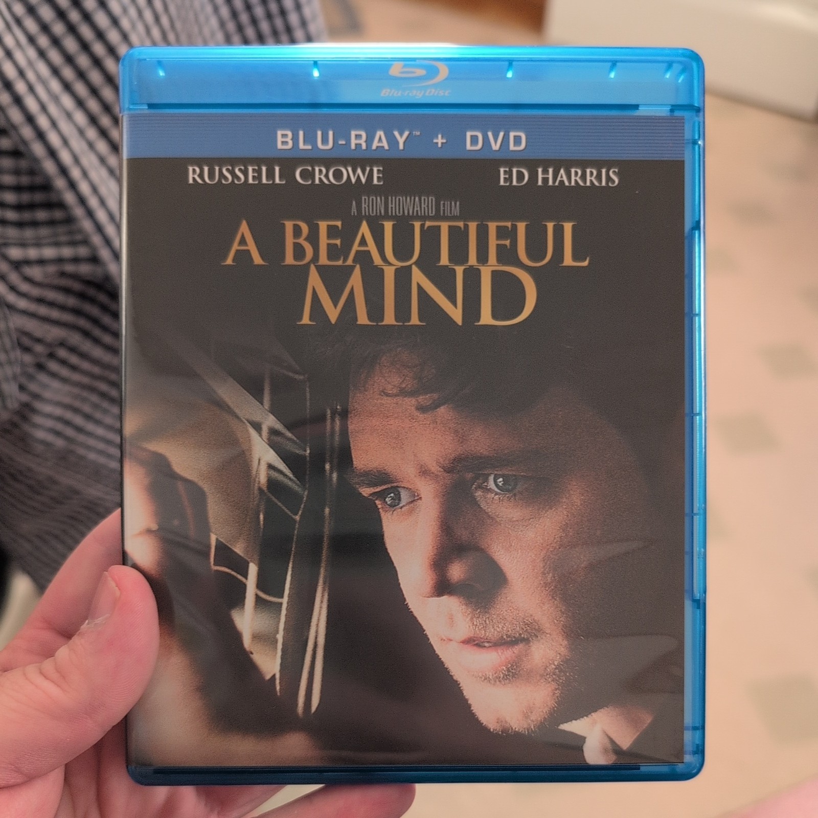 A Beautiful Mind (Blu-ray/DVD, 2012, 2-Disc Set) A Beautiful Mind (Blu-ray/DVD, 2012, 2-Disc Set)