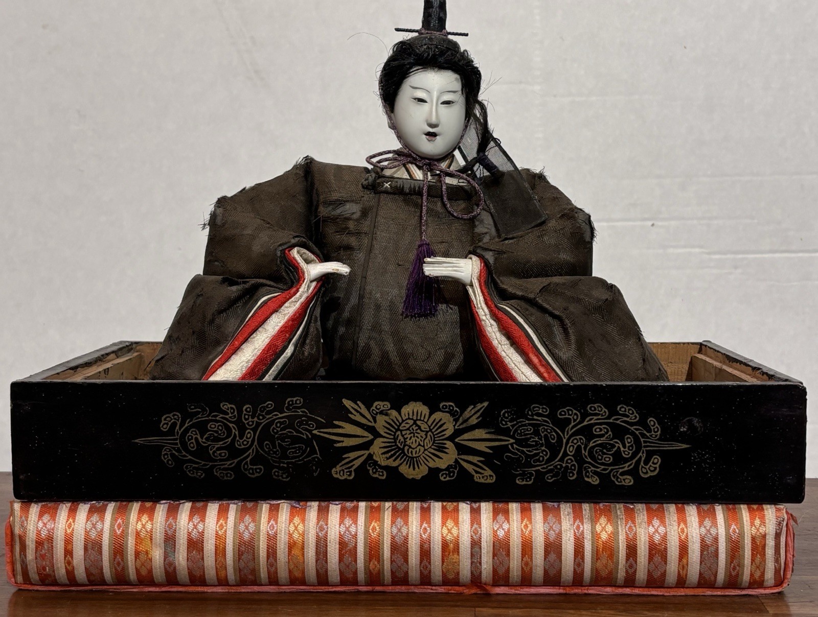 Vintage Japanese Hina Ningyo Emperor Doll Gofun Face Silk Kimono Lacquer Box
