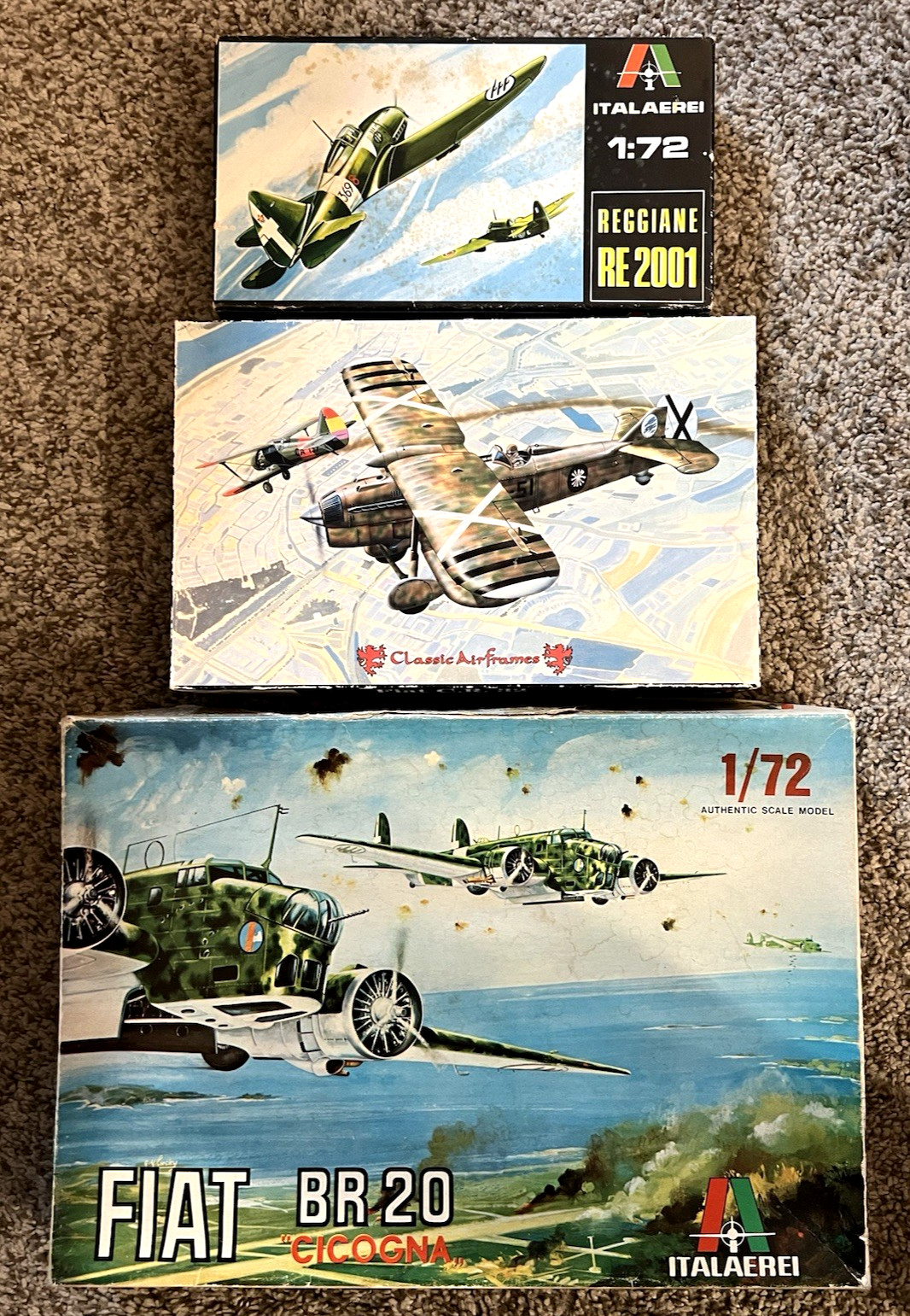 Various Scales Italian WWII Aircraft 3x Lot, 2x Fighters & 1x Bomber Models Kits