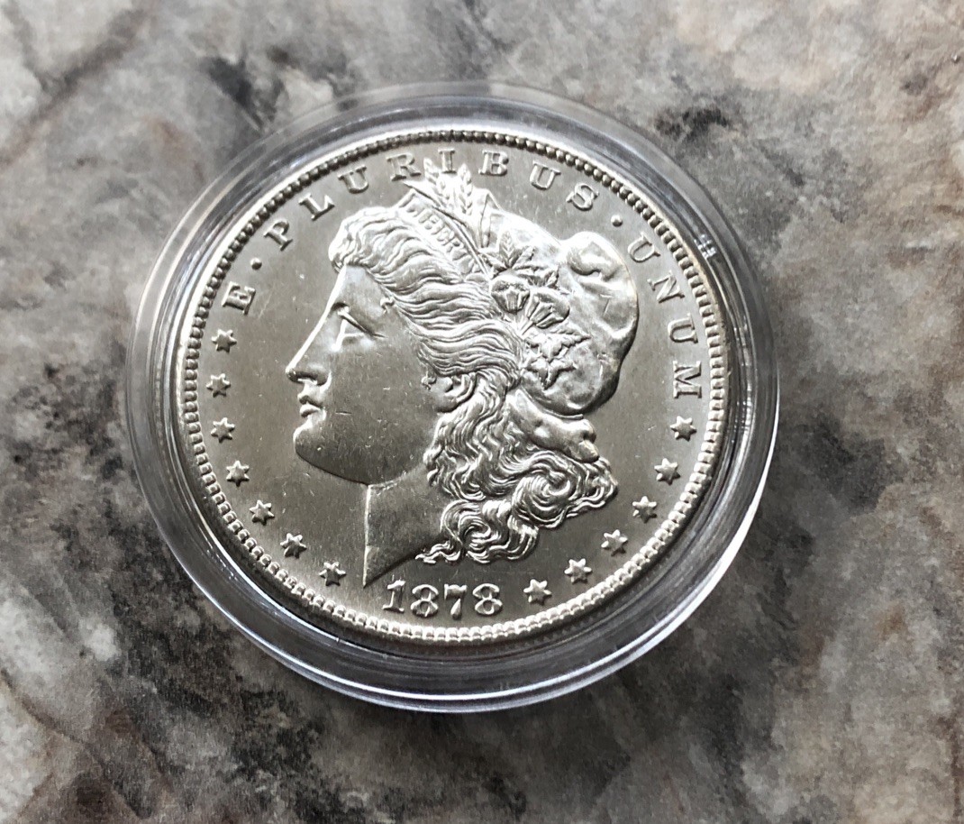 1878-S MORGAN SILVER DOLLAR IN BU MINT STATE CONDITION. 1878-S MORGAN SILVER DOLLAR IN BU MINT STATE CONDITION.