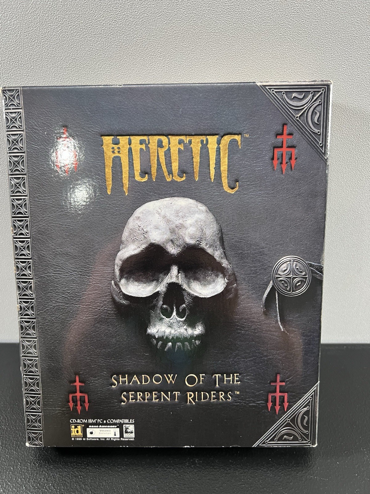 Heretic: Shadow of the Serpent Riders, 1996, Big Box. **BOX ONLY** Heretic: Shadow of the Serpent Riders, 1996, Big Box. **BOX ONLY**