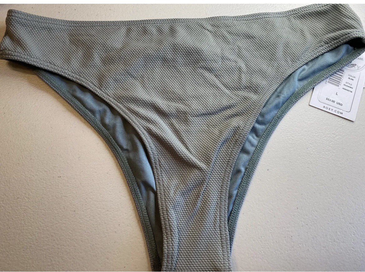 Roxy Seas The Day Bikini Bottom In Textured Sage Size Large New With Tags Roxy Seas The Day Bikini Bottom In Textured Sage Size Large New With Tags