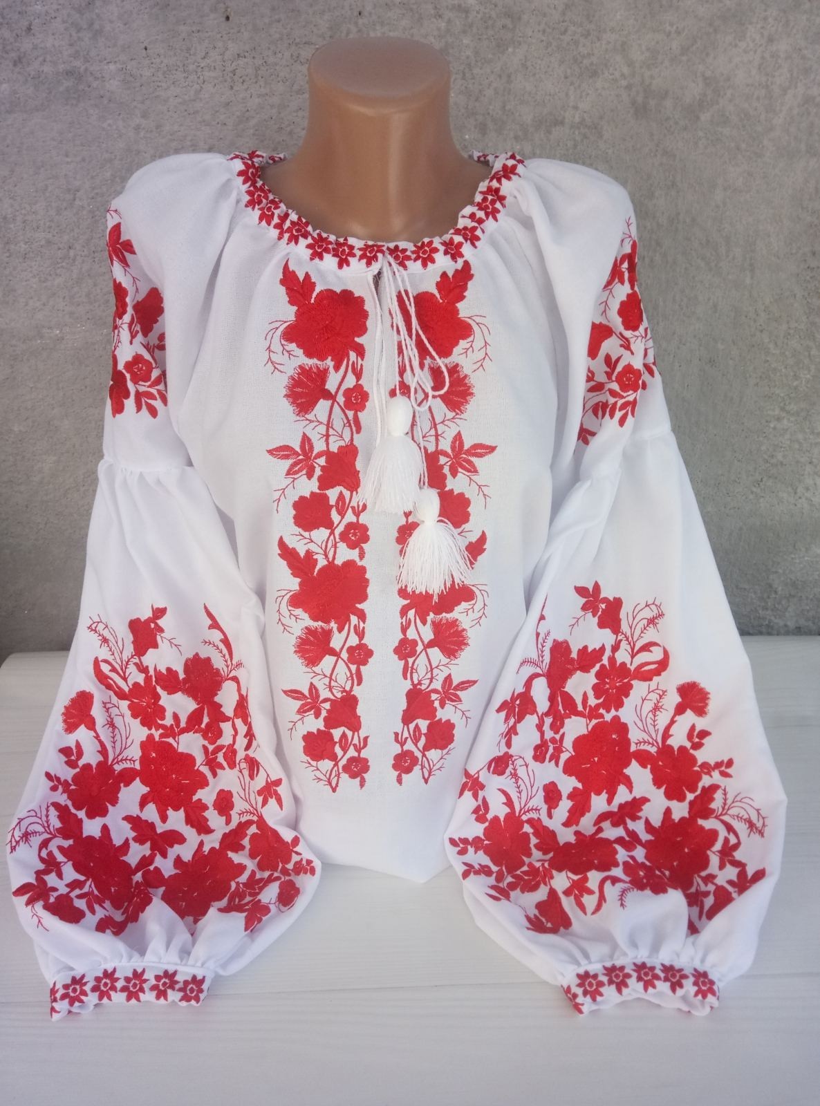 Vyshyvanka Elegant Ukrainian embroidered blouse Top Shirt white color XS-4XL 
