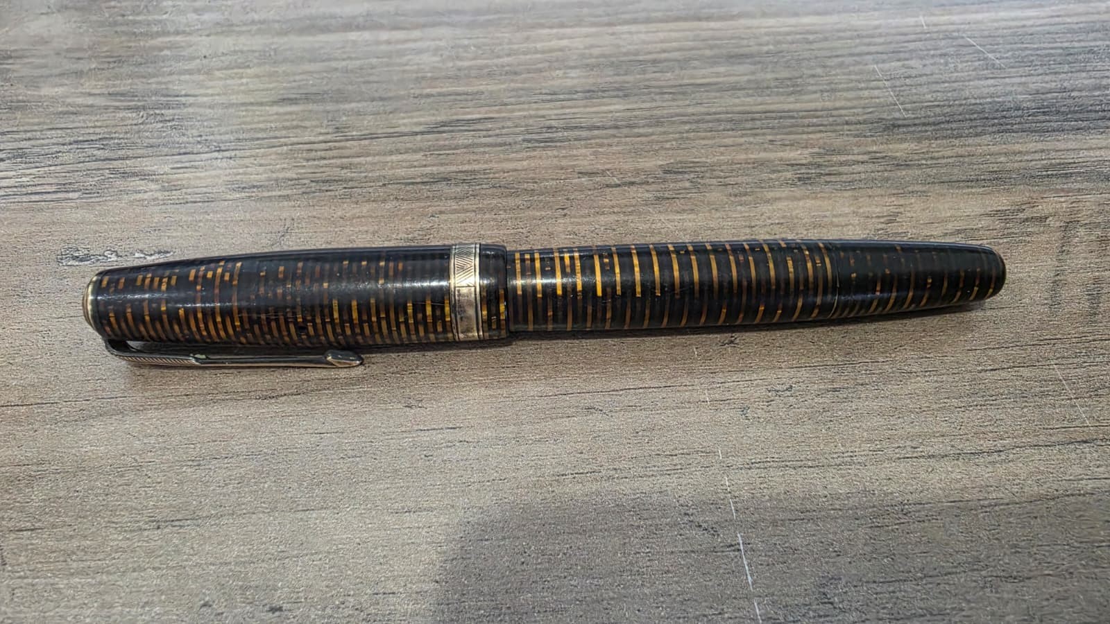 VINTAGE 1930s PARKER VACUMATIC FOUNTAIN PEN VINTAGE 1930s PARKER VACUMATIC FOUNTAIN PEN