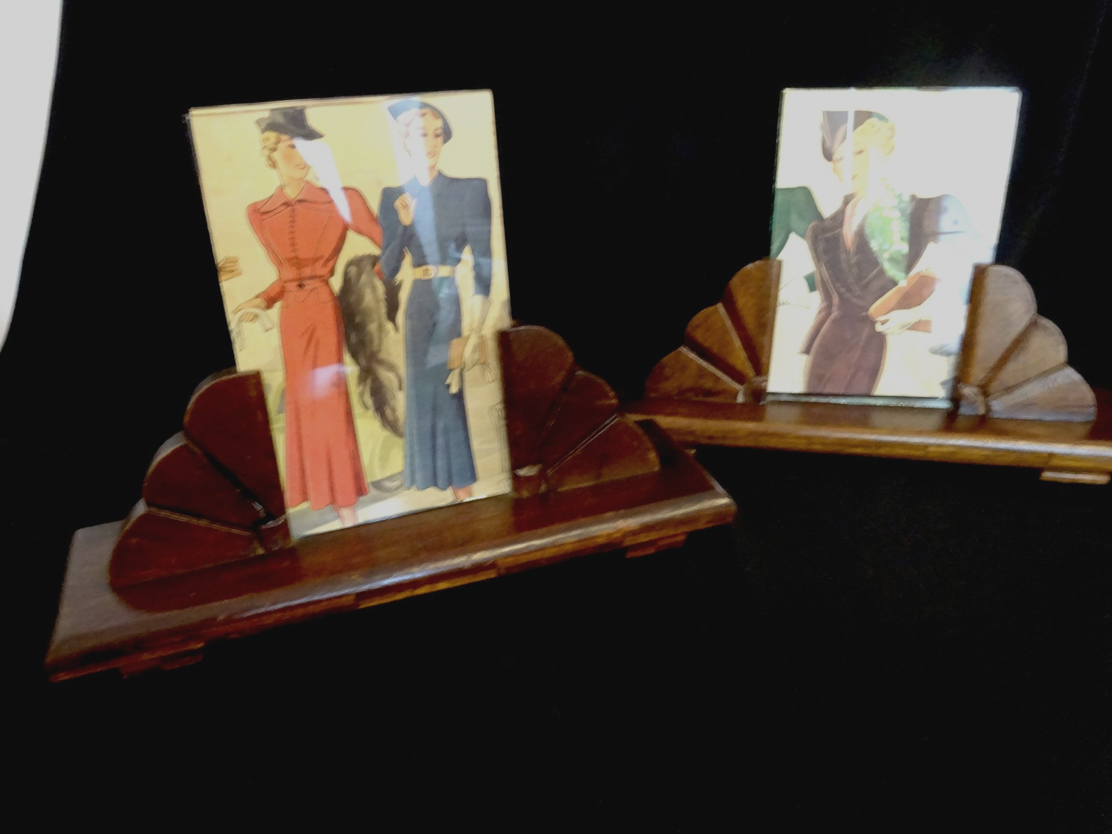 French Antique Wood Frames Art Deco Vintage Photo. French Antique Wood Frames Art Deco Vintage Photo.