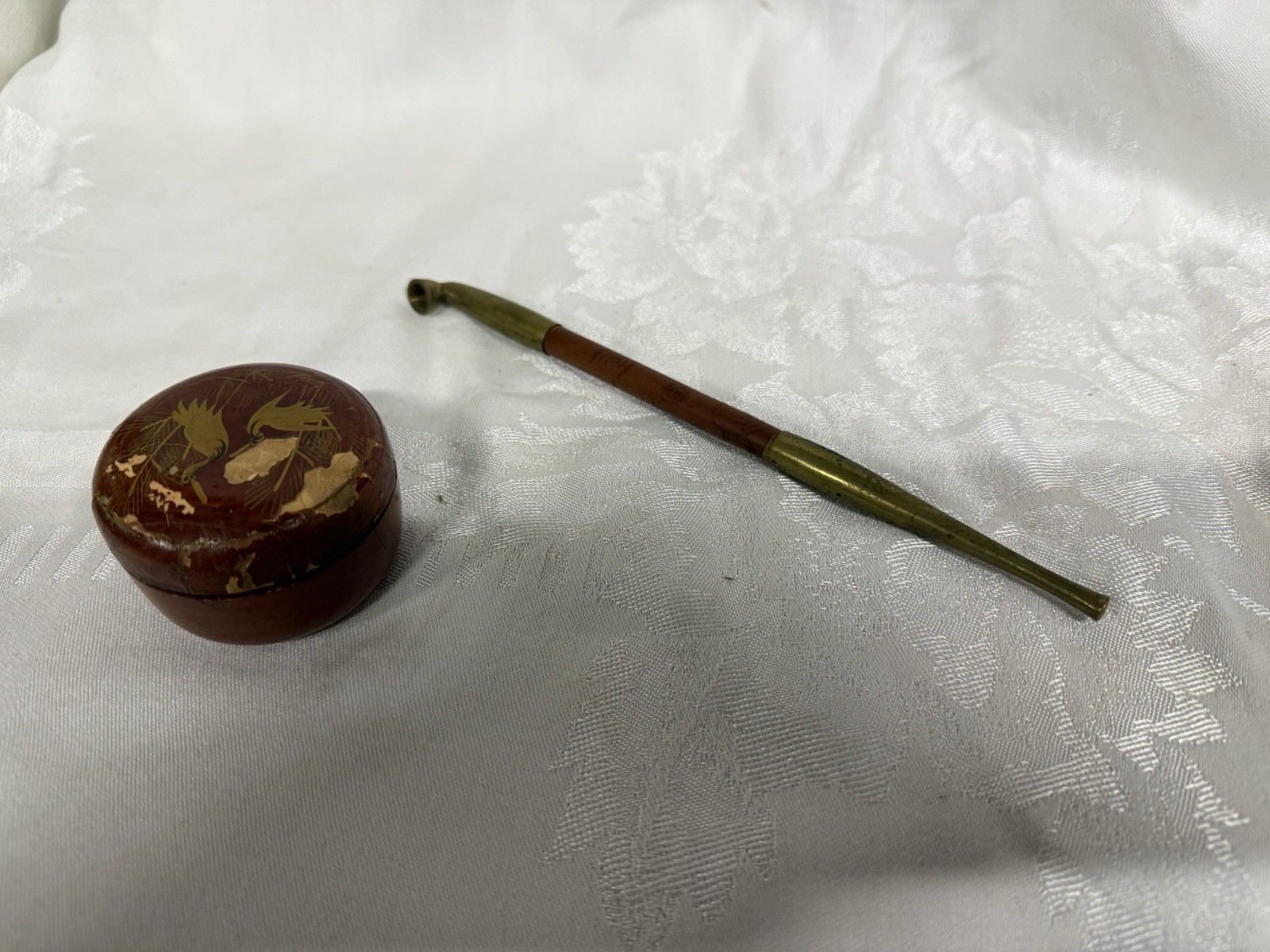 Vintage Japanese Kiseru Pipe & Crane Maki-e Lacquer Box Set - Asian Tobacciana