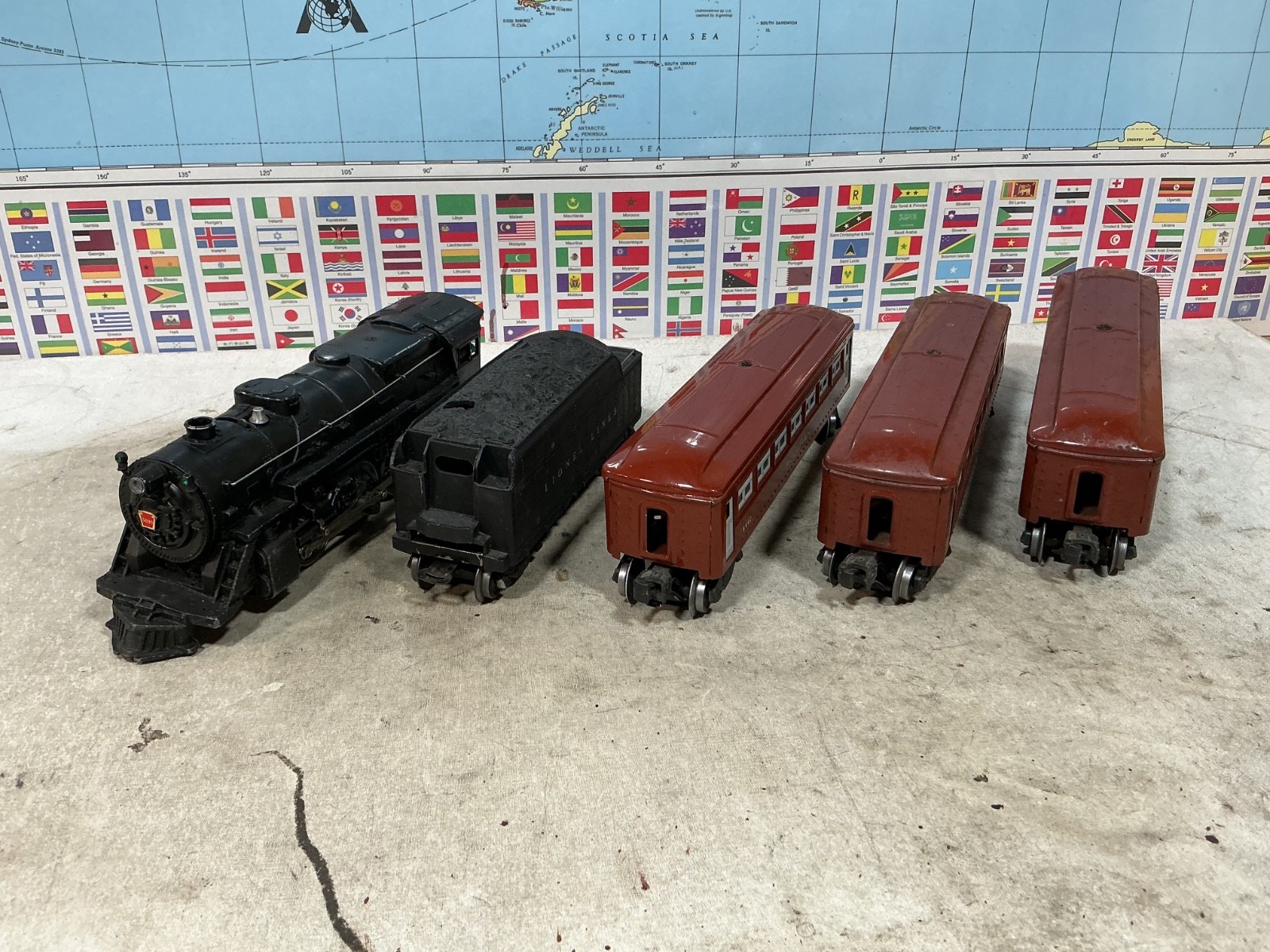 Lionel Postwar - Set 2136WS   675  Steam Engine  Passenger Cars O Gauge