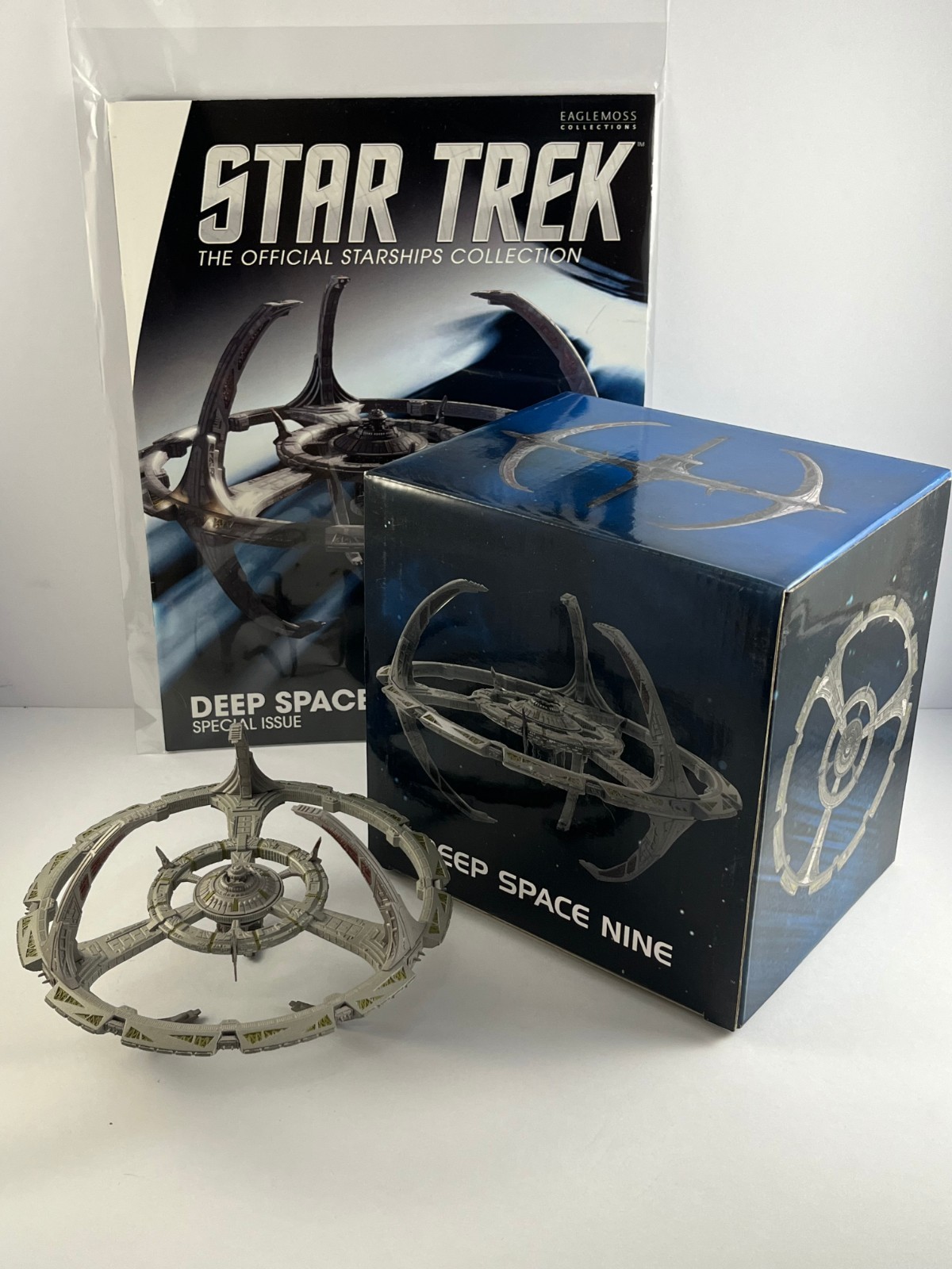 Eaglemoss Star Trek DEEP SPACE NINE Special Issue #1 + Mag | NEW IN BOX Eaglemoss Star Trek DEEP SPACE NINE Special Issue #1 + Mag | NEW IN BOX