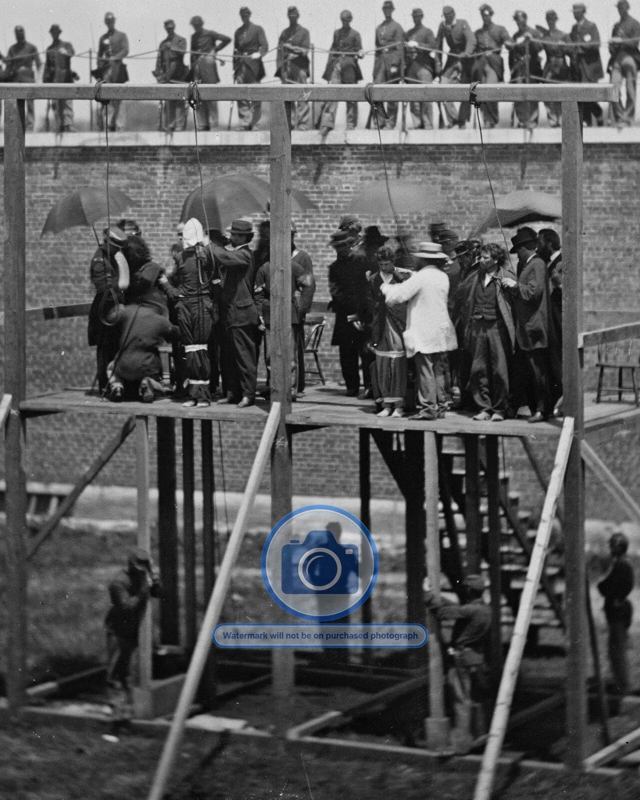 ABRAHAM LINCOLN ASSASSINATION CONSPIRATORS\' HANGINGS CIVIL WAR 8X10 PHOTOGRAPH ABRAHAM LINCOLN ASSASSINATION CONSPIRATORS\' HANGINGS CIVIL WAR 8X10 PHOTOGRAPH