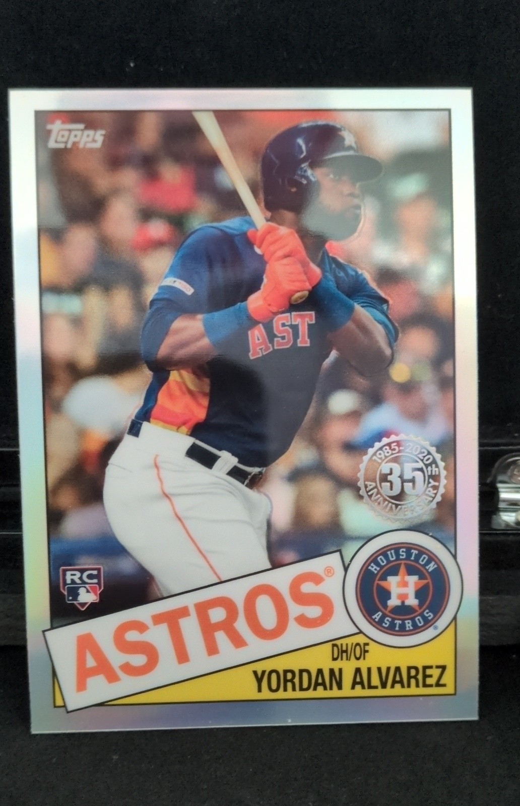 2020 Topps Chrome - 1985 Topps Yordan Alvarez #85TC-4 (RC) 2020 Topps Chrome - 1985 Topps Yordan Alvarez #85TC-4 (RC)
