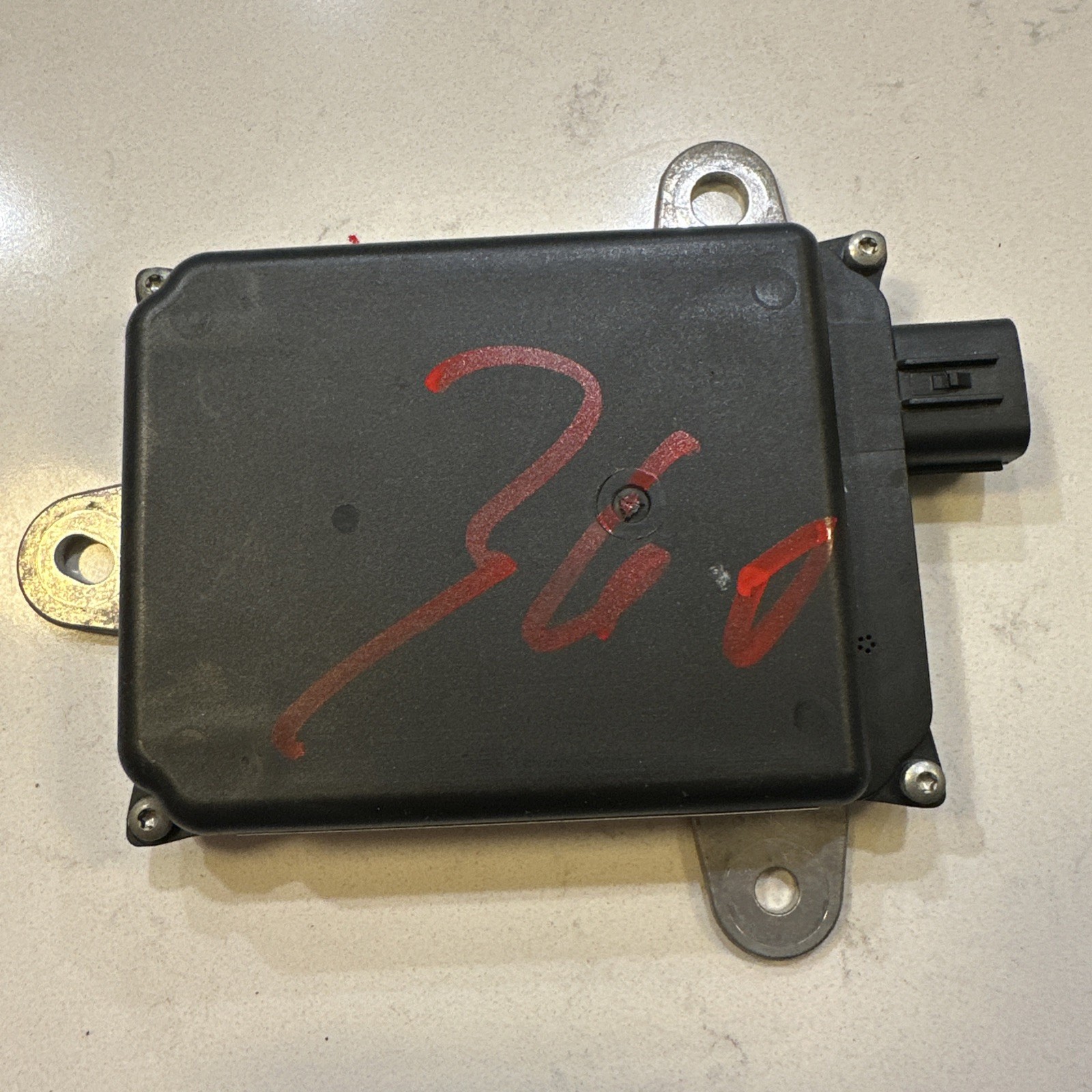 2020-2025 TOYOTA RAV4 RH RIGHT BLIND SPOT SENSOR MONITOR OEM 88162-0R021