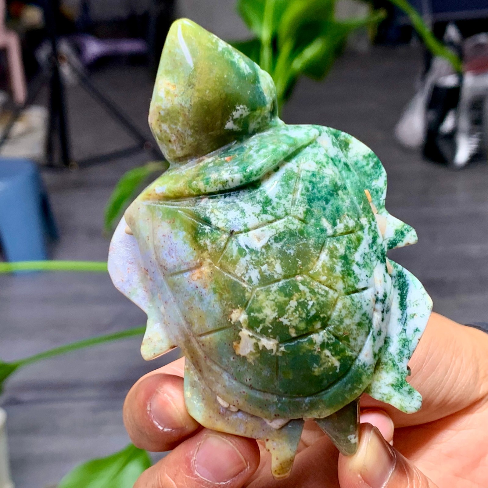 192G Amazing natural marine jasper crystal carving frog jasper aura stone