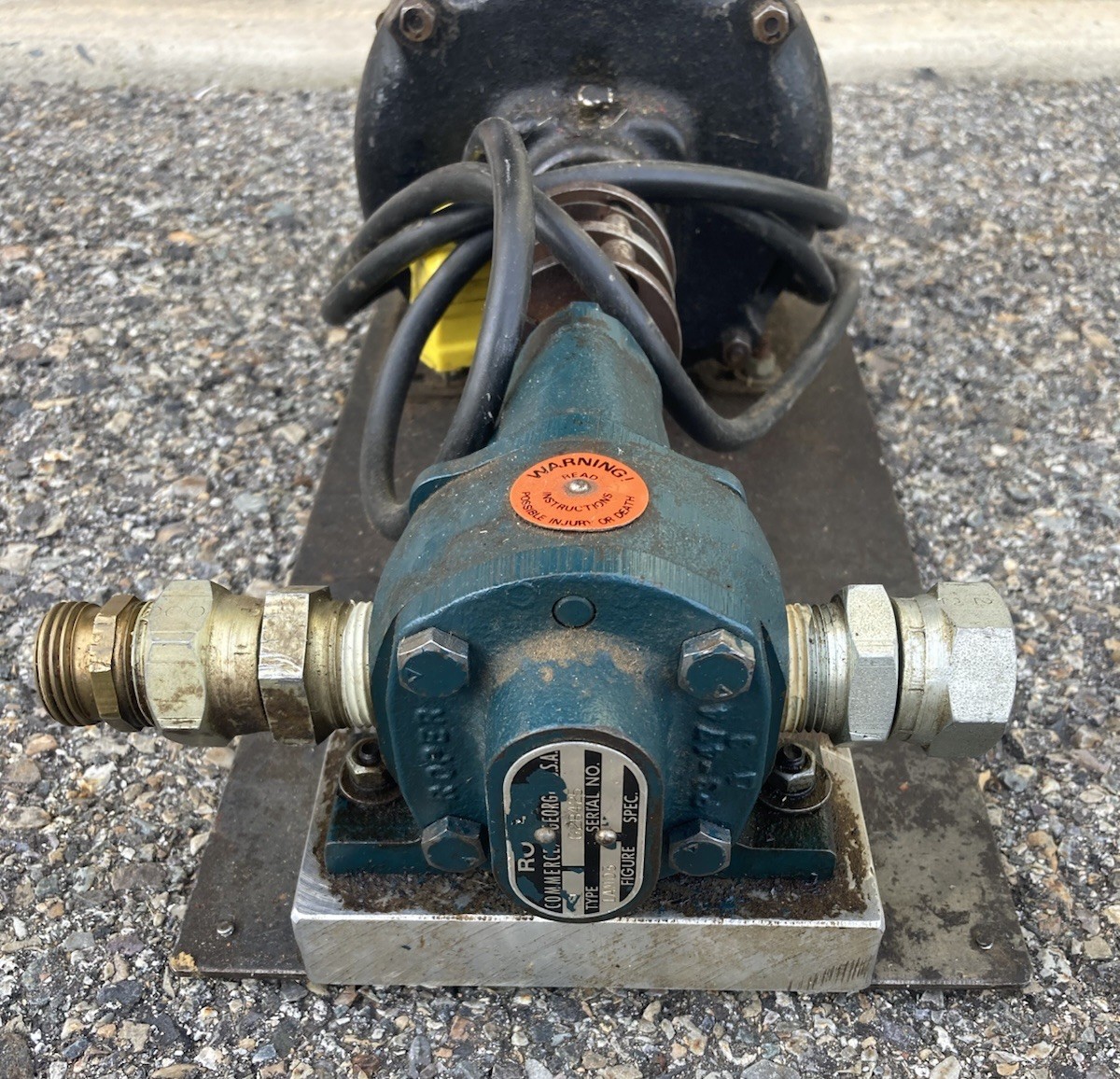 Roper 1AM03 Series Pedestal Gear Pump With Westinghouse Thermoguard Motor Roper 1AM03 Series Pedestal Gear Pump With Westinghouse Thermoguard Motor
