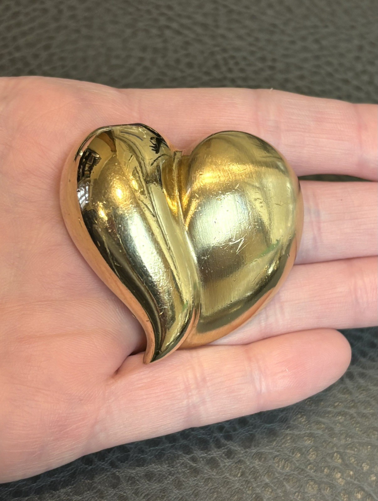 Vintage GIVENCHY 80’s Couture Heart Flower Holder Mussie Tussie Brooch Gold Tone