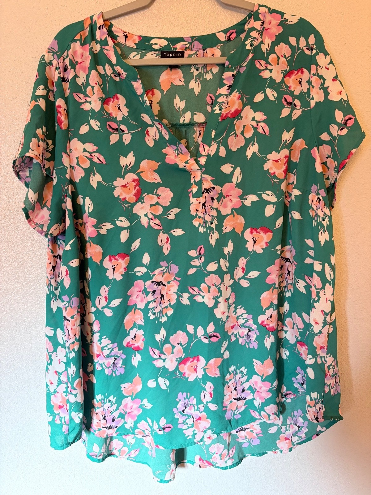 Floral Flowly Torrid Shirt Floral Flowly Torrid Shirt