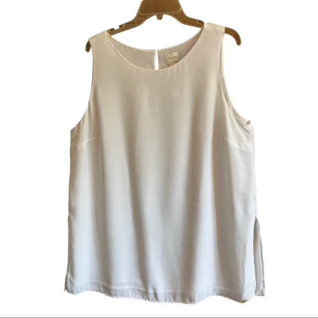 Chicos White Sleeveless Tunic Blouse Lined Crepe Keyhole Size 3 XL Extra Large