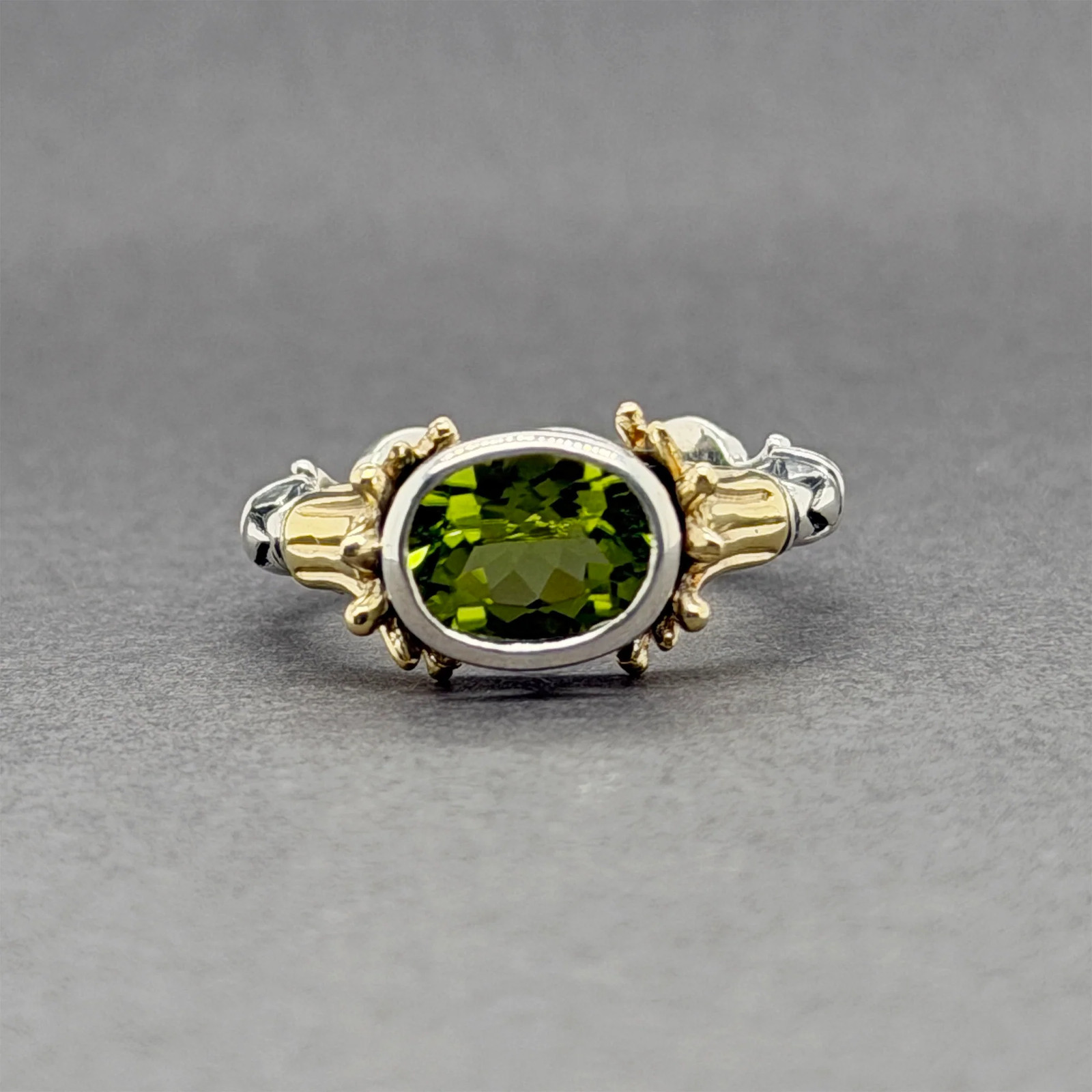 Estate Lagos Sterling Silver 18 Caviar 2.04ct Peridot Cocktail Ring