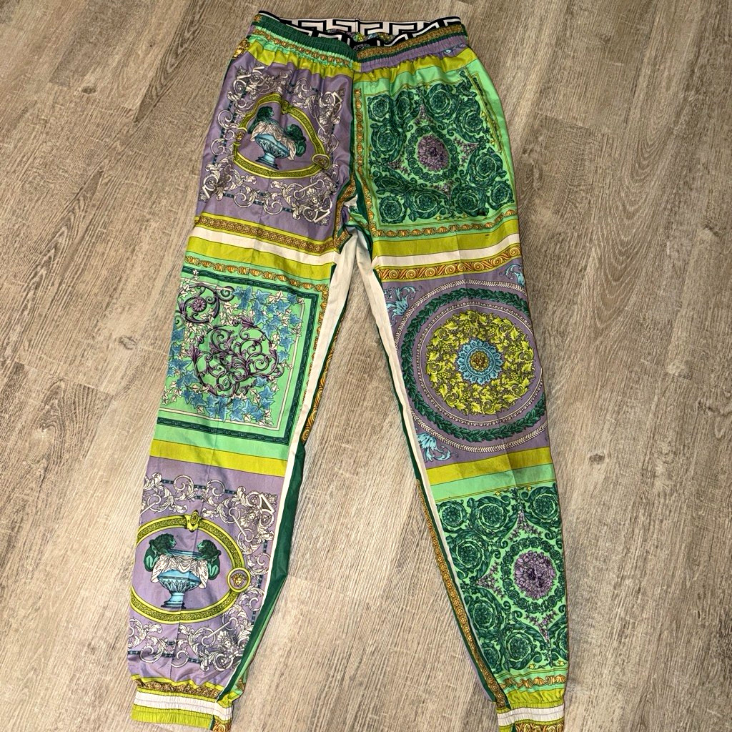 Versace Medusa Green/Purple Medallion Jogger Pants Elastic Waist Tapered 48 Versace Medusa Green/Purple Medallion Jogger Pants Elastic Waist Tapered 48