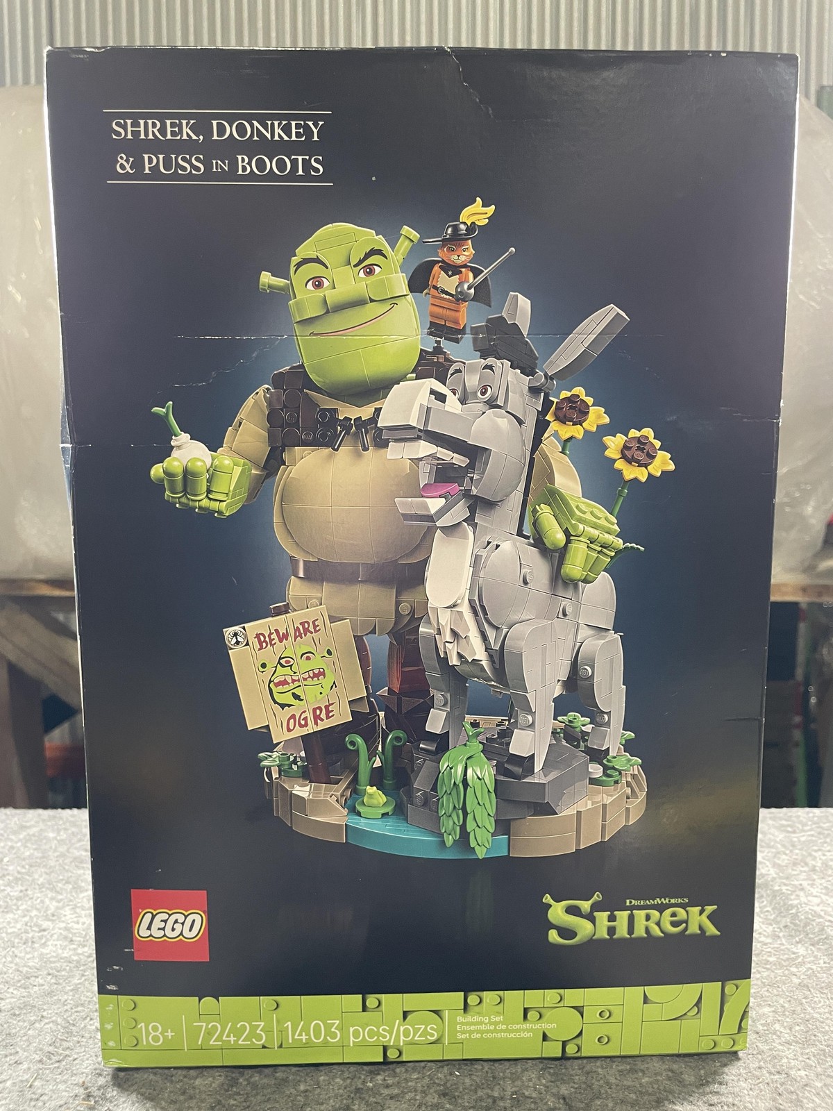 LEGO Shrek Shrek Donkey & Puss In Boots 72423 1403 Pcs 18+ Building Set New
